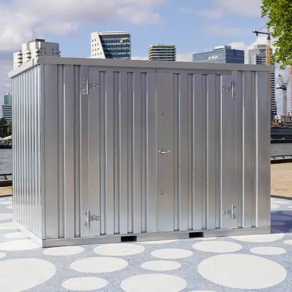 Demontabele 3x2 opslagcontainer – Galvaniseerd staal in stedelijke omgeving