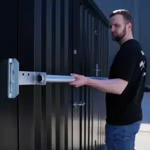 Anti-inbraakbalk vergrendelen op containerdeur