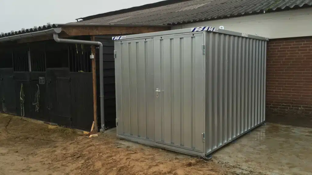 BOS container voor een paardenstal
