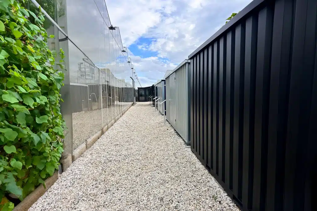 Showroom van Zelfbouwcontainer met verschillende containers